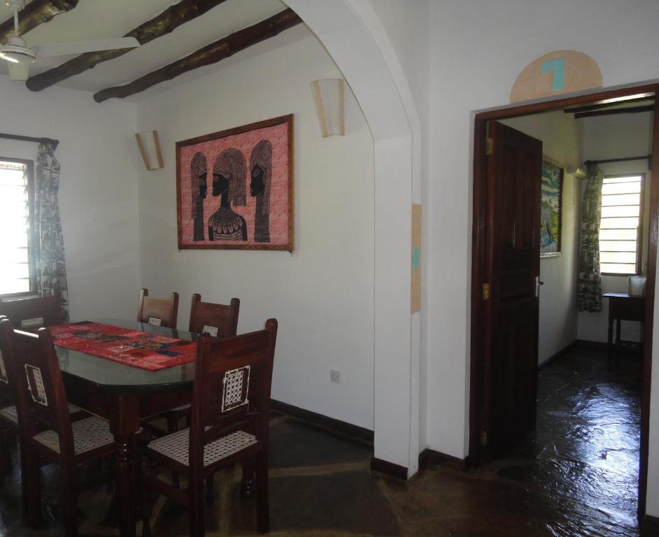 Marine Holiday House Малінді Номер фото